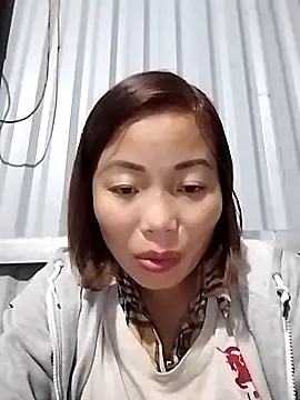 Annaacutee online show from November 8, 11:43 am