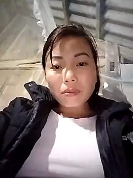 Annaacutee online show from December 17, 1:17 pm