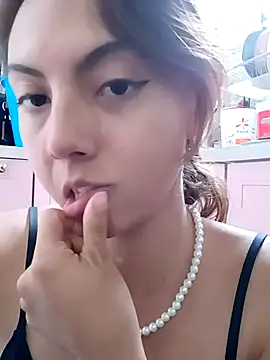 MoonBlueSex online show from September 18, 3:58 pm