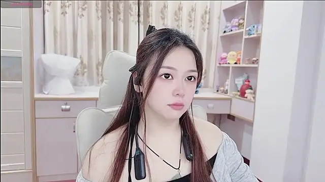 Lcey 66 online show from July 21, 1:24 pm