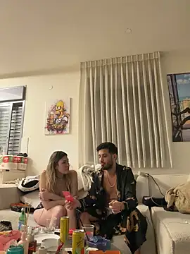 husbandandwifetobe online show from February 14, 8:16 pm