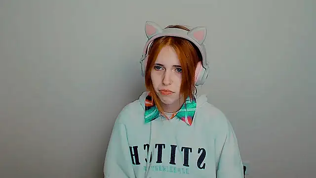 Snapshot of GuessMe___ chatting on October 4, 9:57 pm GuessMe online show from October 4, 9:57 pm