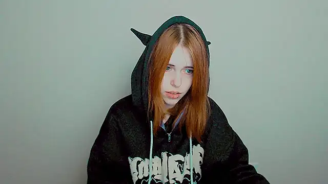 Snapshot of GuessMe___ chatting on November 4, 10:31 pm GuessMe online show from November 4, 10:31 pm