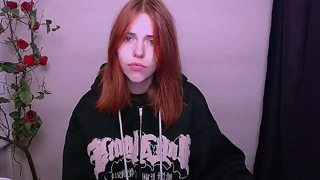 Snapshot of GuessMe___ chatting on November 12, 11:58 pm GuessMe online show from November 12, 11:58 pm