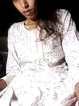 Pinki thakur 1 online show from April 4, 8:06 pm