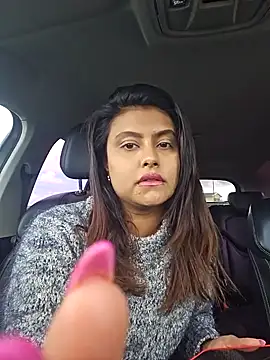 Snapshot of Indian_GlowingMiax chatting on September 25, 8:18 am Indian GlowingMiax online show from September 25, 8:18 am