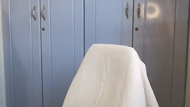 Snapshot of Indian_GlowingMiax chatting on September 26, 11:14 am Indian GlowingMiax online show from September 26, 11:14 am