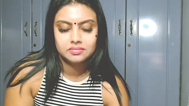 Snapshot of Indian_GlowingMiax chatting on October 5, 7:01 pm Indian GlowingMiax online show from October 5, 7:01 pm