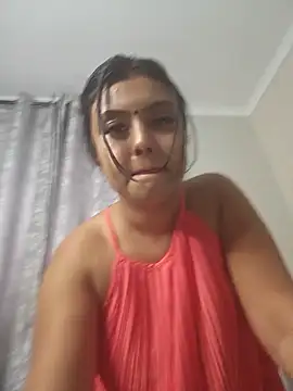 Snapshot of Indian_GlowingMiax chatting on November 14, 5:39 am Indian GlowingMiax online show from November 14, 5:39 am