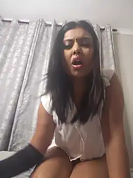 Snapshot of Indian_GlowingMiax chatting on November 15, 3:37 am Indian GlowingMiax online show from November 15, 3:37 am