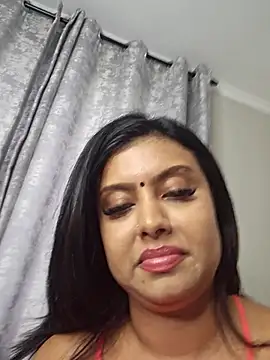 Snapshot of Indian_GlowingMiax chatting on November 24, 7:41 am Indian GlowingMiax online show from November 24, 7:41 am