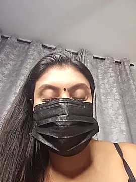 Indian GlowingMiax online show from March 30, 7:04 pm