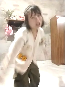 linda bae00 online show from February 21, 1:01 pm