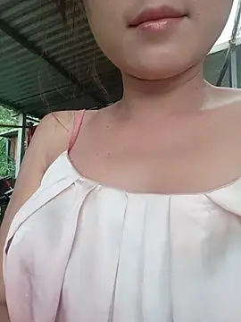 linda bae00 online show from June 27, 11:21 pm