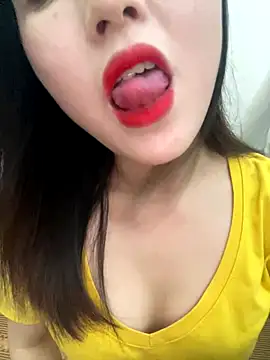 Snapshot of Dieknr chatting on September 11, 10:48 am Dieknr online show from September 11, 10:48 am