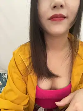 Snapshot of Dieknr chatting on November 4, 1:27 am Dieknr online show from November 4, 1:27 am