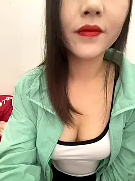 Snapshot of Dieknr chatting on November 29, 1:52 am Dieknr online show from November 29, 1:52 am