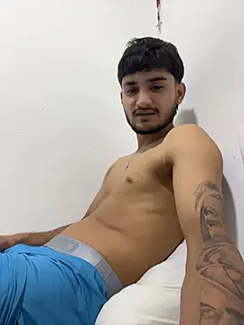 Snapshot of Nas-z09 chatting on October 26, 5:24 am Nas-z09 online show from October 26, 5:24 am