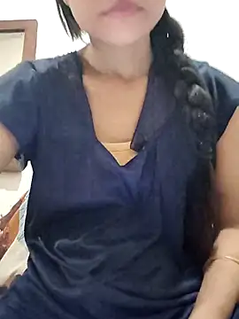 Komal0099 online show from September 12, 4:45 am