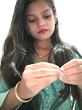 Komal0099 online show from December 1, 3:11 am