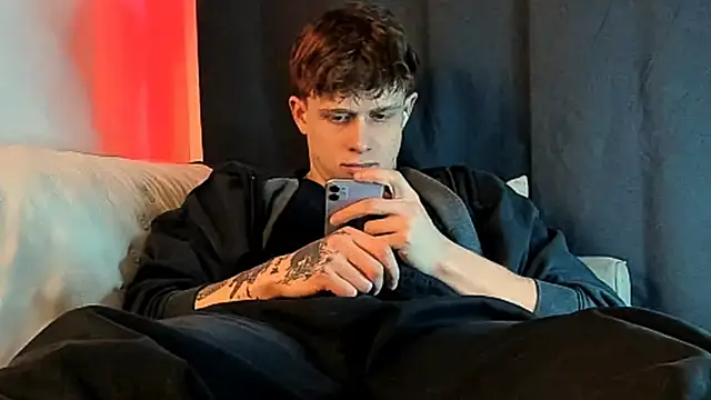 TalkingHead 0  online show from April 21, 6:23 pm