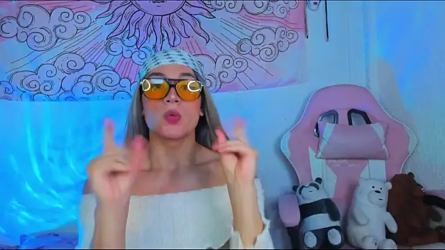 brihanna cooper online show from March 31, 1:55 pm