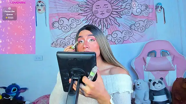 brihanna cooper online show from April 18, 2:32 pm