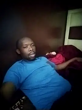 Snapshot of TinnyVsGiant chatting on September 12, 1:55 pm TinnyVsGiant online show from September 12, 1:55 pm