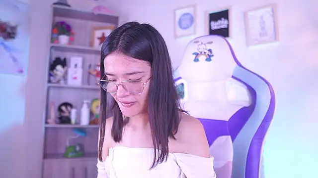 Lana Dreams  online show from February 12, 1:22 am