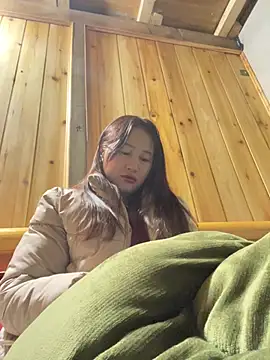 phungtiti online show from February 6, 11:41 pm