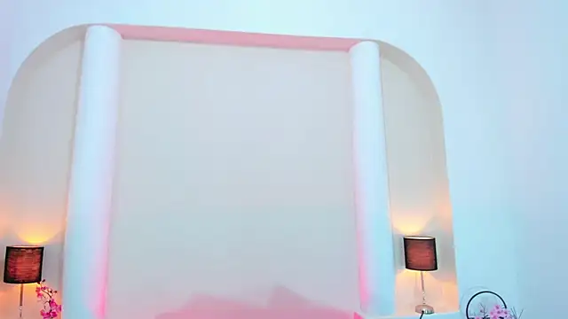 Snapshot of alise_rouse chatting on May 18, 5:24 am alise rouse online show from May 18, 5:24 am