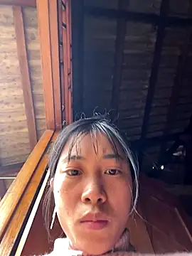 EmLy02 online show from December 17, 5:02 am