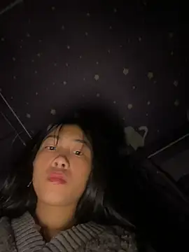 EmLy02 online show from March 7, 1:24 am