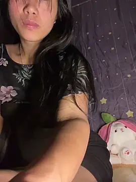 EmLy02 online show from April 20, 2:25 am