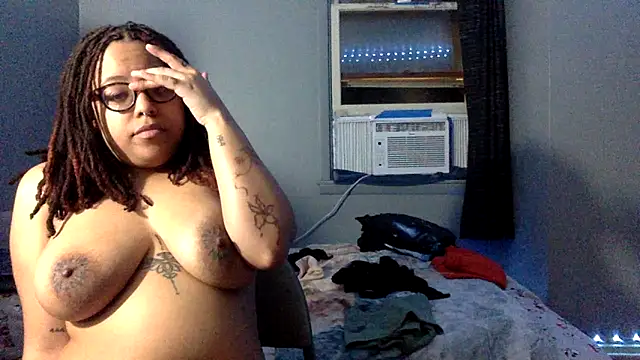 Kingstrokezxx online show from February 12, 1:44 am