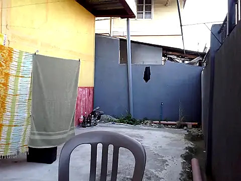 Snapshot of missruffa chatting on October 3, 12:29 am missruffa online show from October 3, 12:29 am