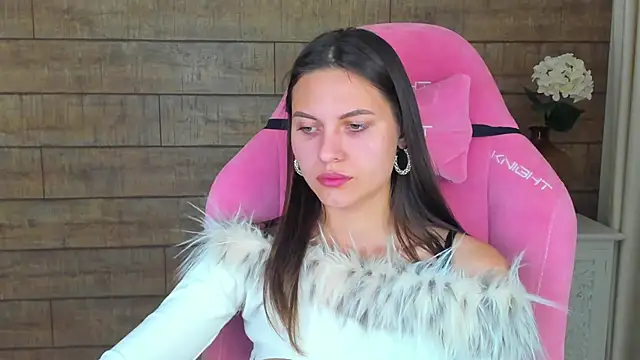 Snapshot of AlisaVersailles chatting on September 25, 4:05 am AlisaVersailles online show from September 25, 4:05 am