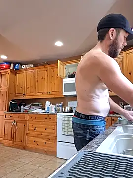 Snapshot of Dillybar41 chatting on November 7, 8:20 pm Dillybar41 online show from November 7, 8:20 pm