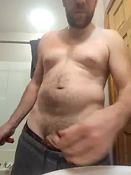 Snapshot of Dillybar41 chatting on February 20, 8:27 am Dillybar41 online show from February 20, 8:27 am