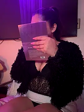 smokemilv online show from October 26, 6:08 am