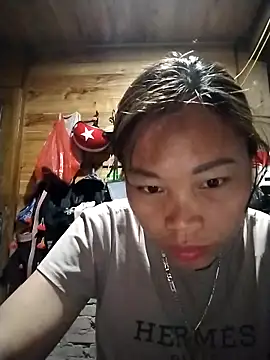   Ngoc20   online show from March 18, 4:37 am