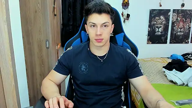 Snapshot of javiersexymann chatting on December 12, 5:59 pm javiersexymann online show from December 12, 5:59 pm