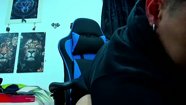 Snapshot of javiersexymann chatting on March 16, 1:07 am javiersexymann online show from March 16, 1:07 am