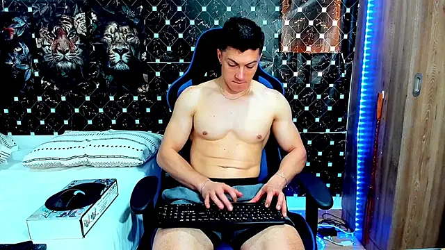 javiersexymann online show from July 22, 6:54 pm
