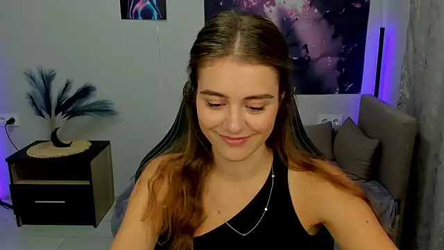 TracySpark online show from September 22, 7:21 am