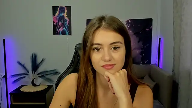 TracySpark online show from October 11, 6:56 am