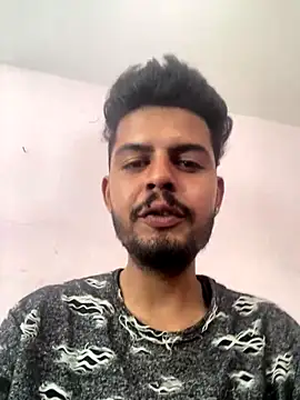 Snapshot of gets1998 chatting on December 14, 10:20 am gets1998 online show from December 14, 10:20 am