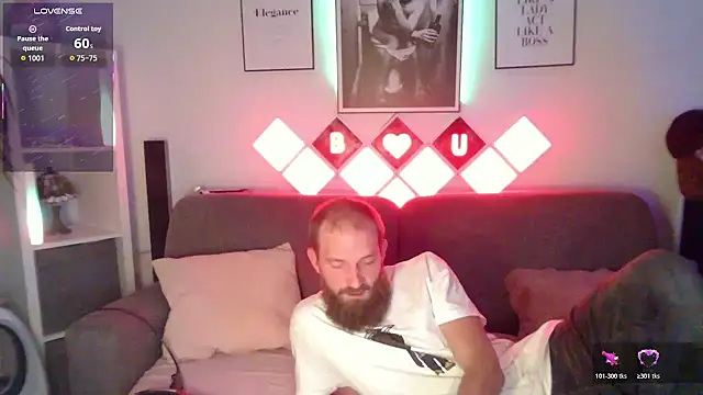 XBellaXundXUweX online show from November 9, 7:56 pm