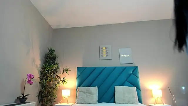 HaileyVice online show from October 2, 5:47 am