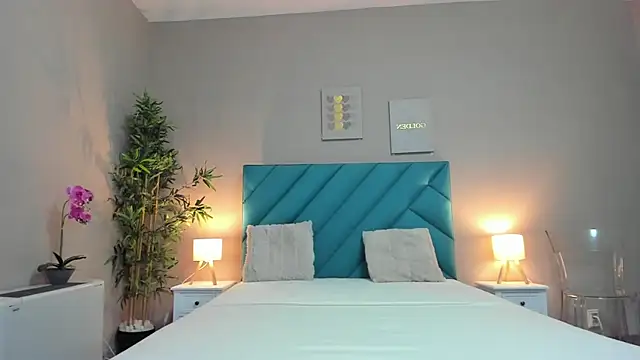 HaileyVice online show from October 9, 6:00 am